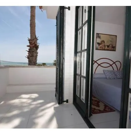 Increible Casa Junto A La Playa Creixell